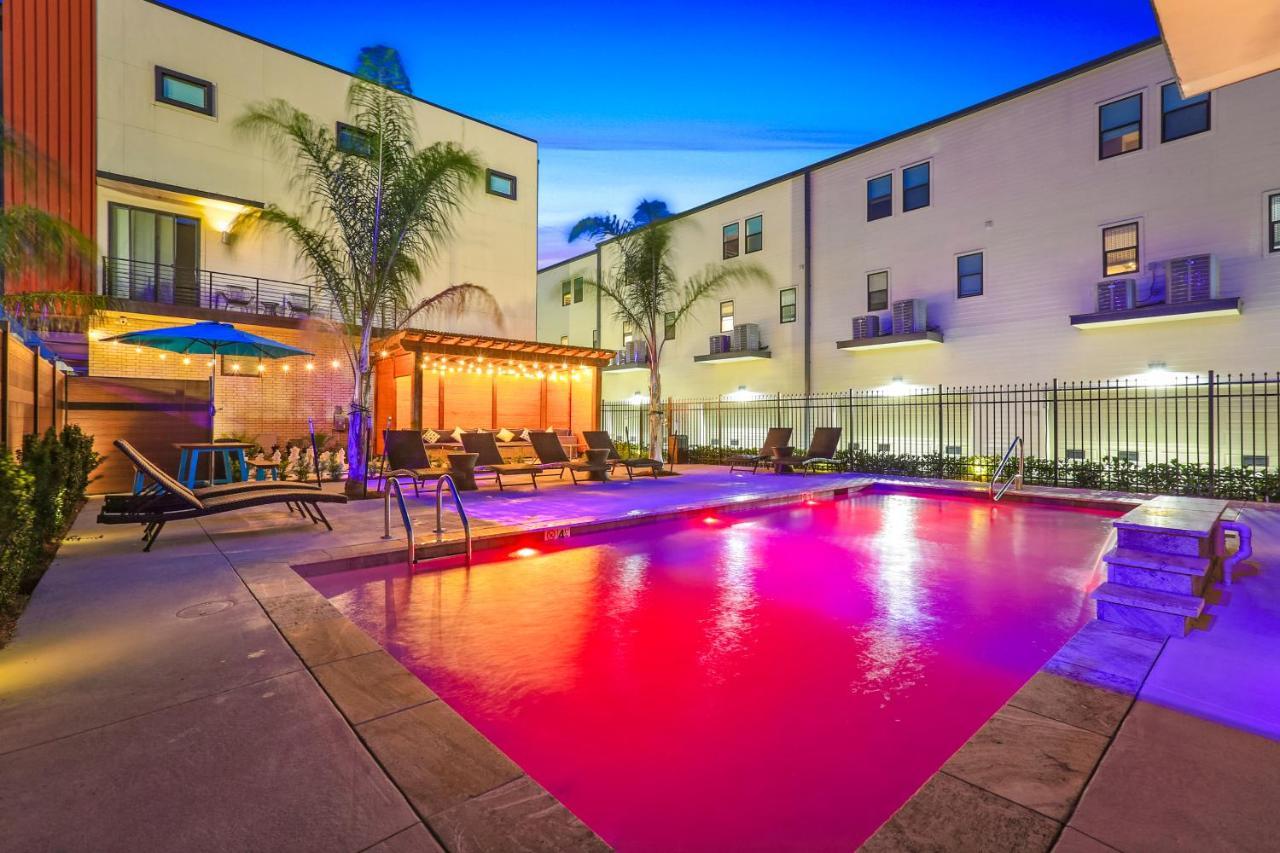 Modern 4Br Townhouse In Bienville Villas New Orleans Exterior photo