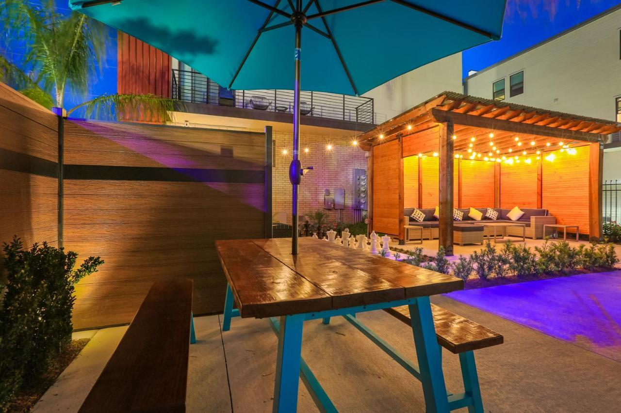 Modern 4Br Townhouse In Bienville Villas New Orleans Exterior photo