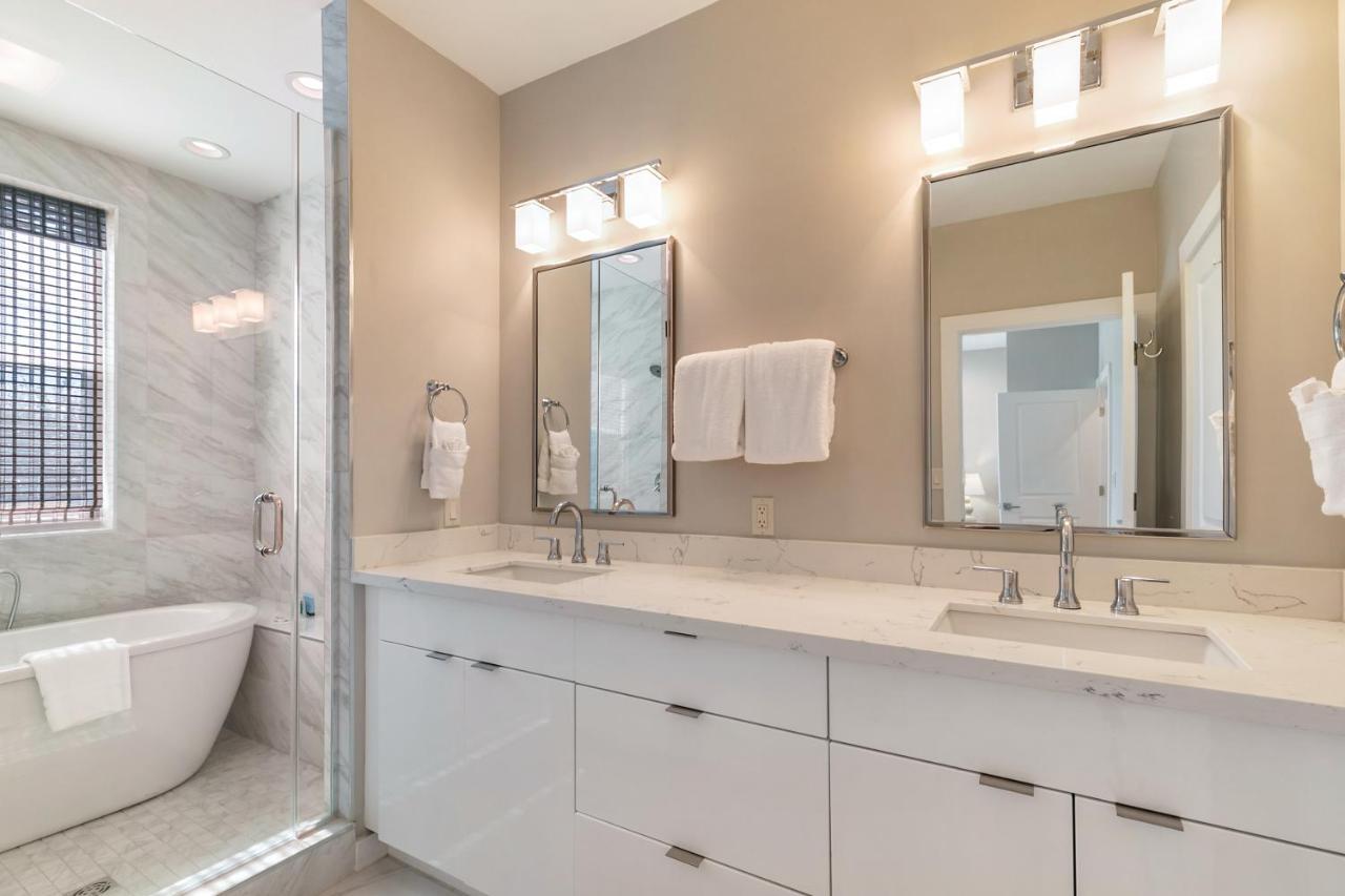 Modern 4Br Townhouse In Bienville Villas New Orleans Exterior photo